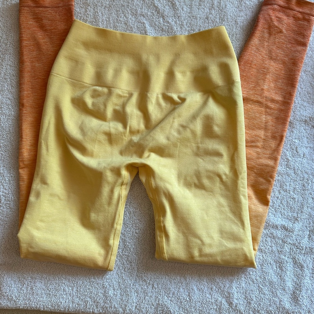 Alphalete Bundle !! Yellow and Orange / burgundy Leggings